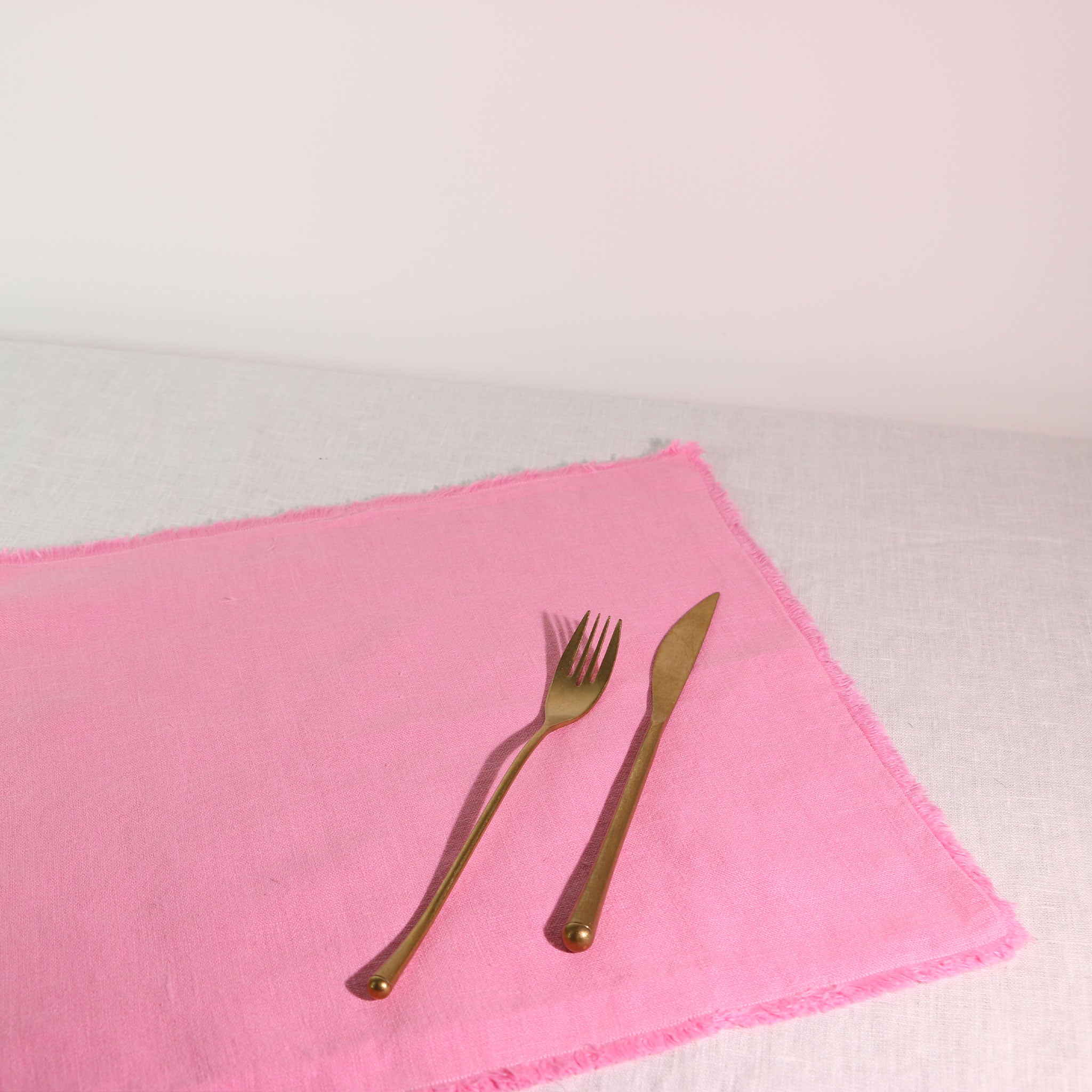 Frayed Linen Placemat Pair | Rosé