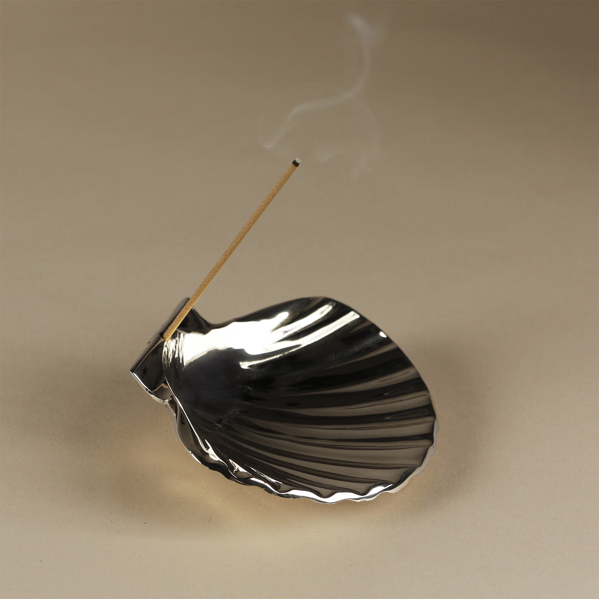 Scallop Incense Holder | Silver